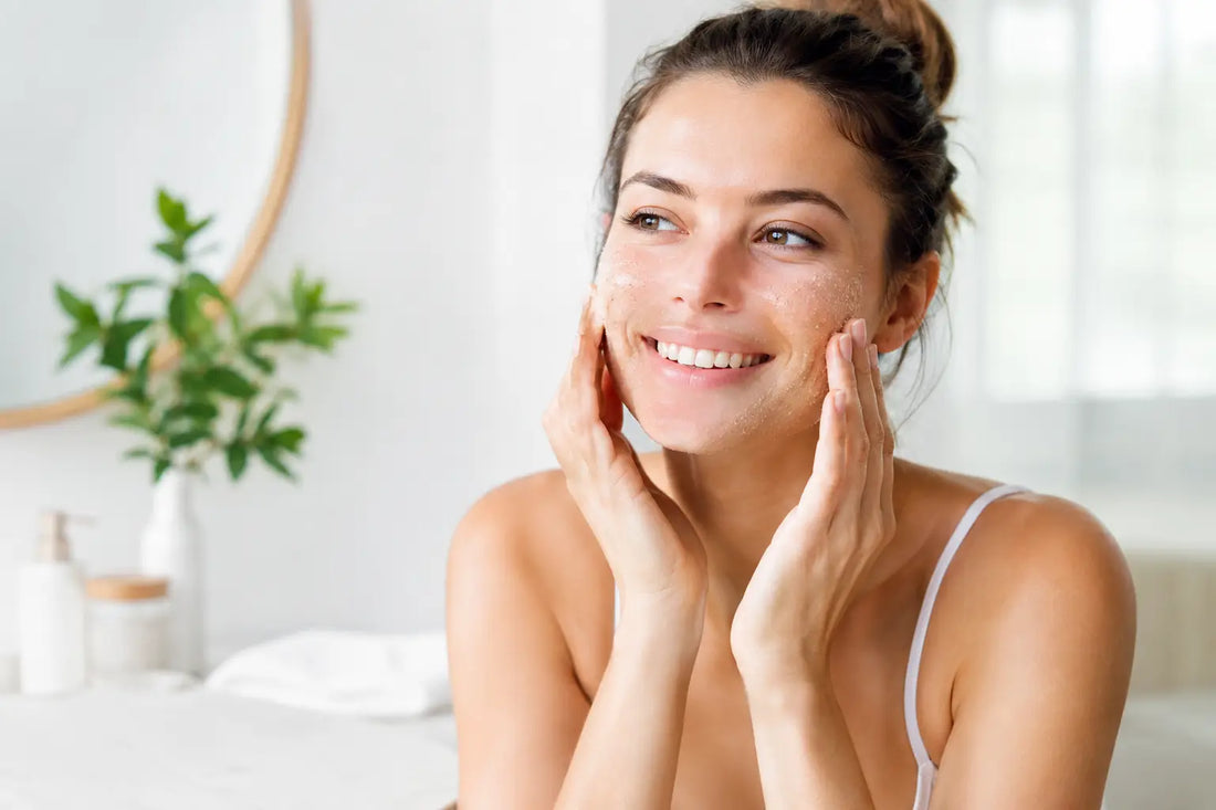 Peeling richtig anwenden für strahlende Haut